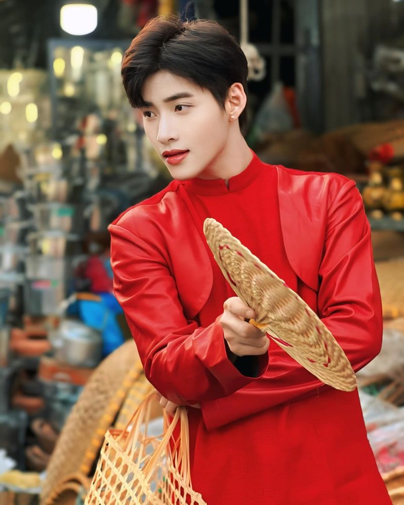Hùng Huỳnh với fan nữ tại buổi fan meeting