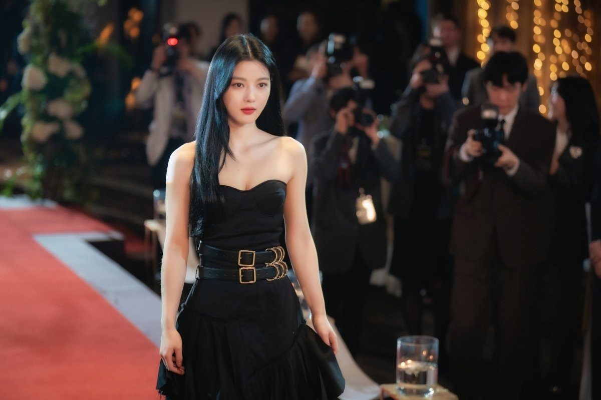 Trang phục cao cấp của Kim Yoo Jung trong My Demon