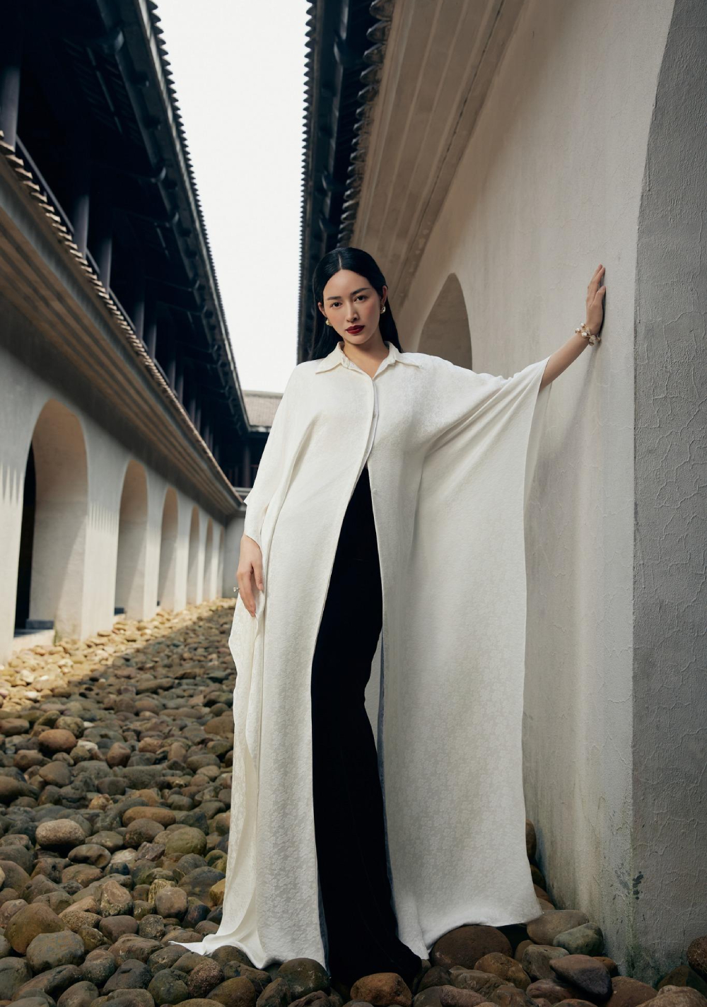 Mai Thanh Hà hóa thân thành 'Mộng Bạch Liên'