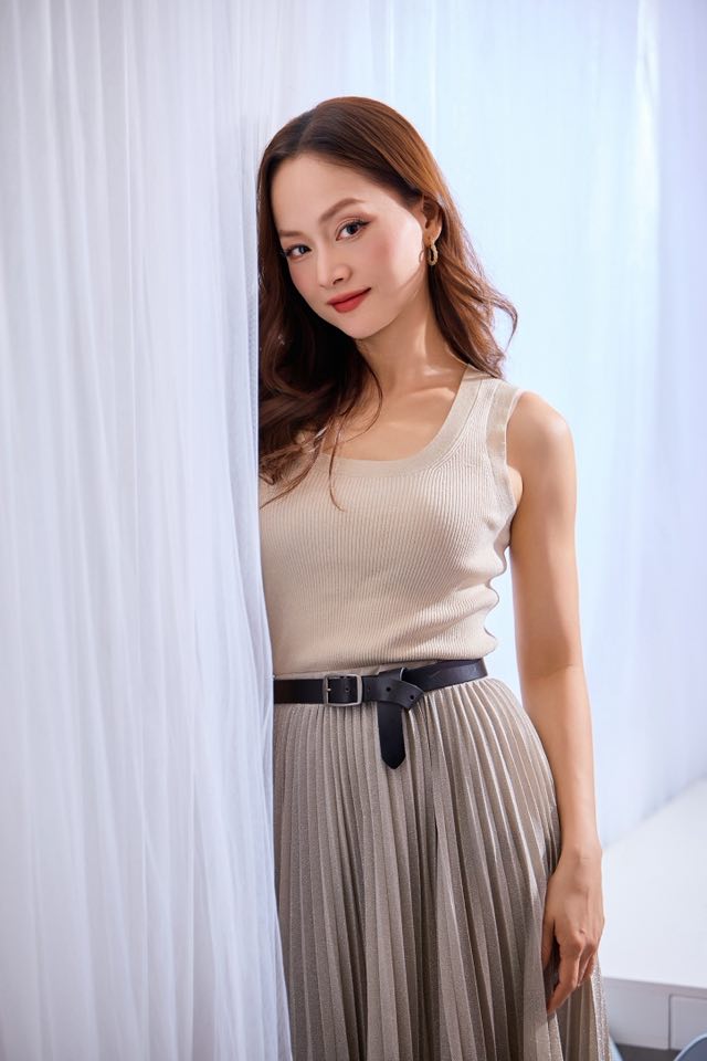 Lan Phương địu con gái nhỏ tới phiên toà