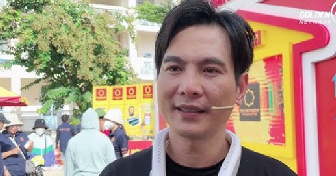 Các nghệ sĩ trong buổi ghi hình