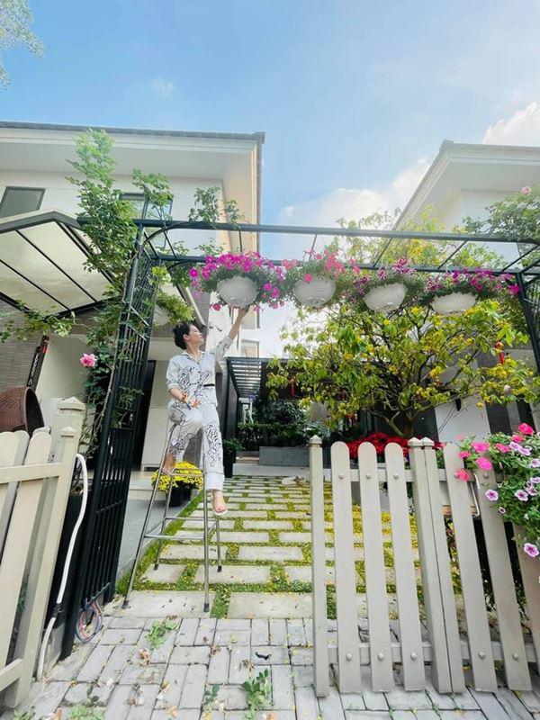 Căn biệt thự rộng rãi thoáng đãng của nữ nghệ sĩ