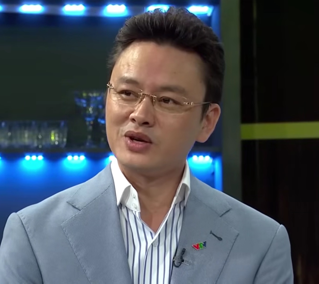 BTV Hữu Bằng và nghệ sĩ Kim Tiến trò chuyện