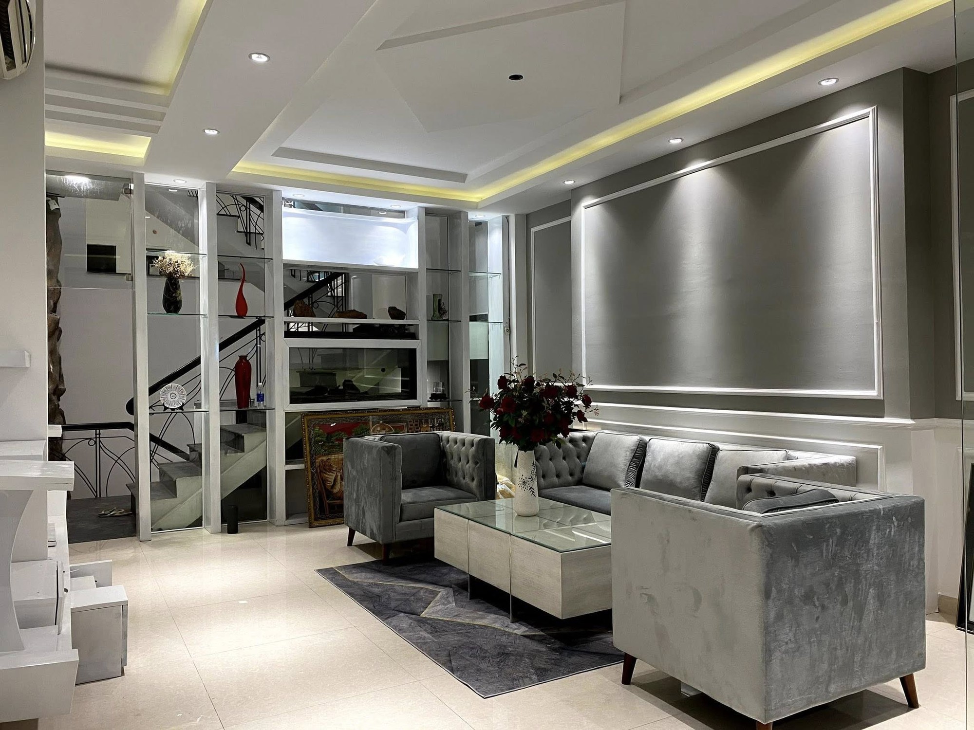 Phòng ngủ studio đầy đủ nội thất