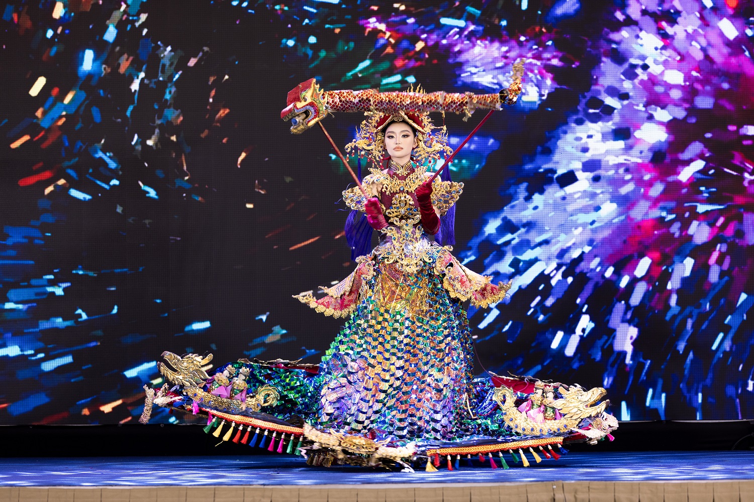 Trang phục văn hóa dân tộc Thăng Long hội