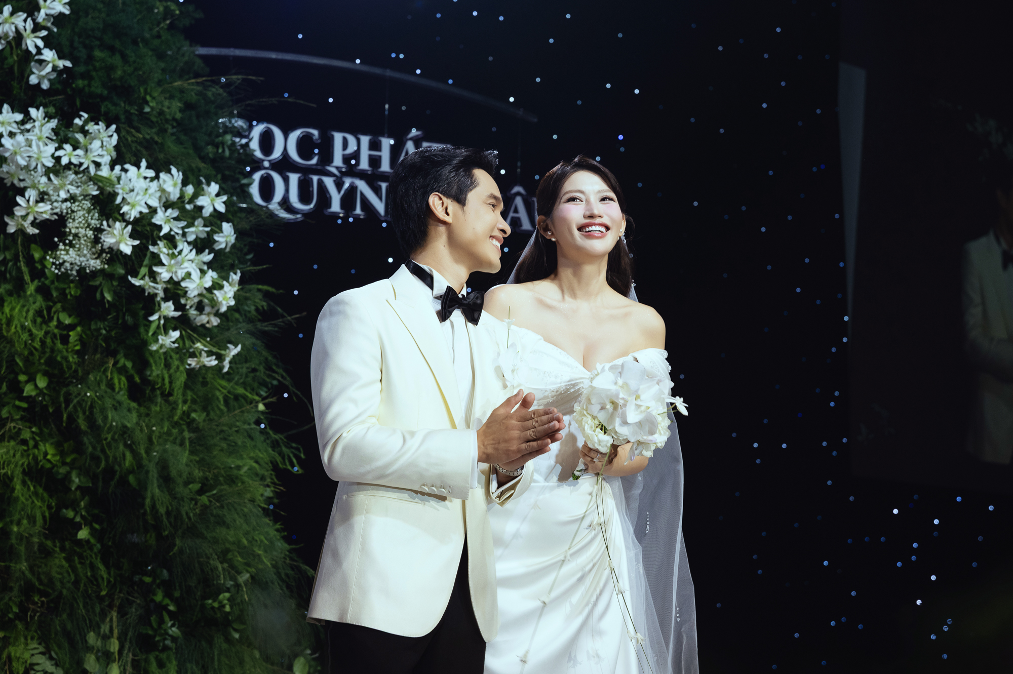 Thời kỳ khó khăn của cặp đôi