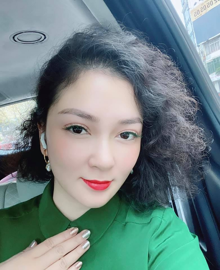 Nguyễn Thị Huyền thực hiện dự án từ thiện