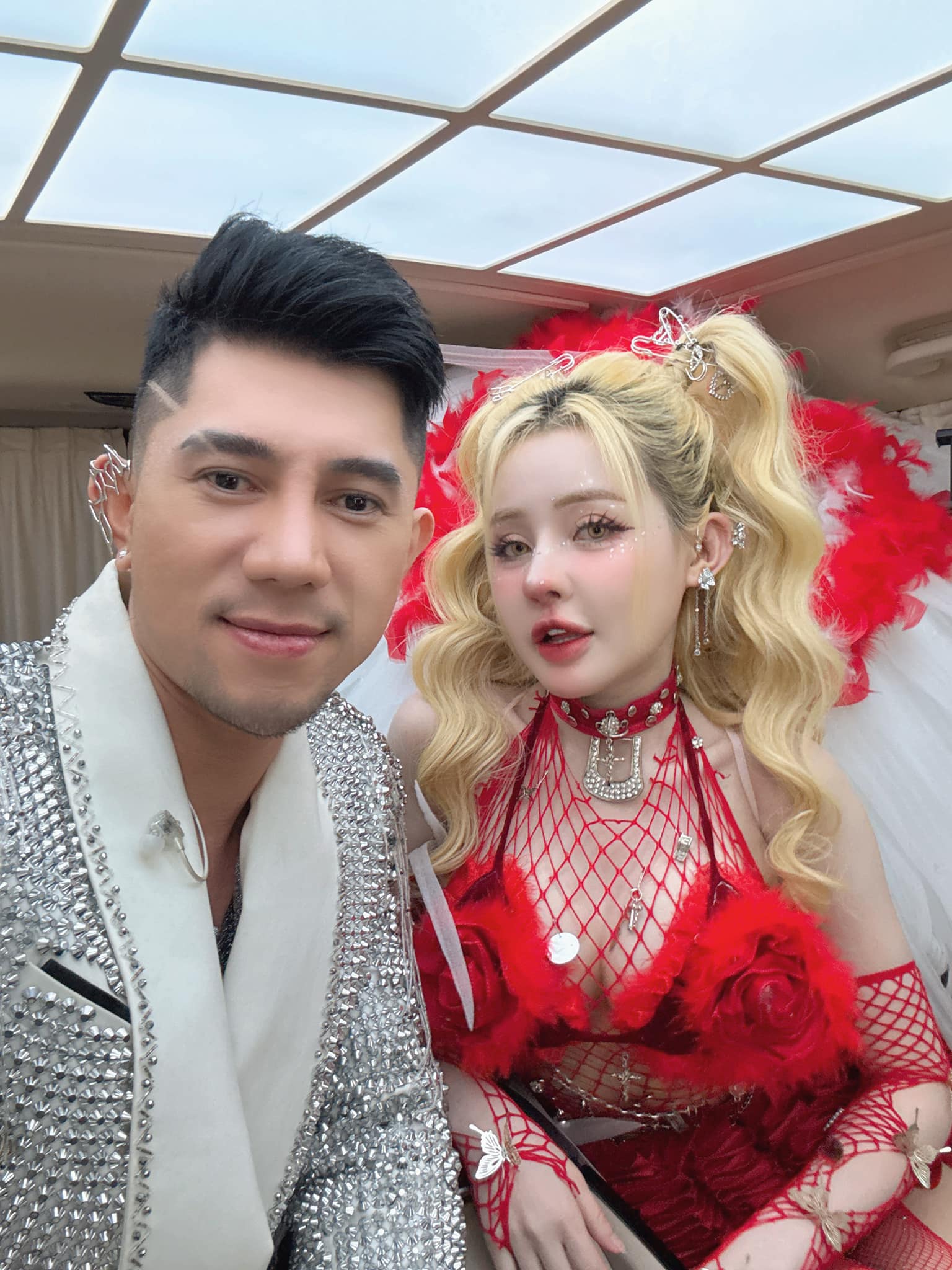 Lương Bằng Quang chọn đồ, sắp xếp show diễn cho bạn gái