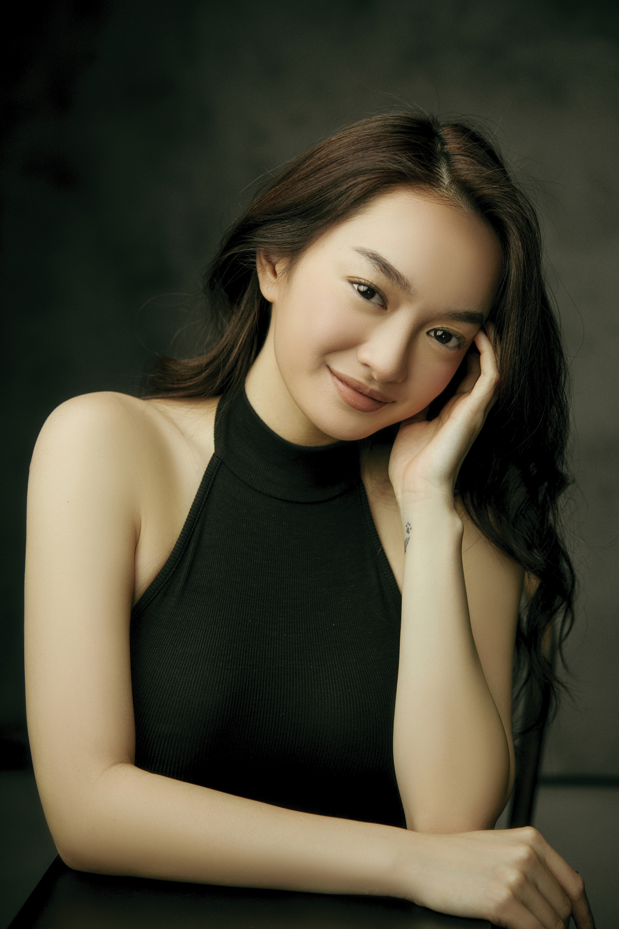 Kaity Nguyễn với phong cách trẻ trung, xinh đẹp
