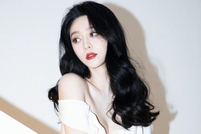Phạm Băng Bằng xin lỗi