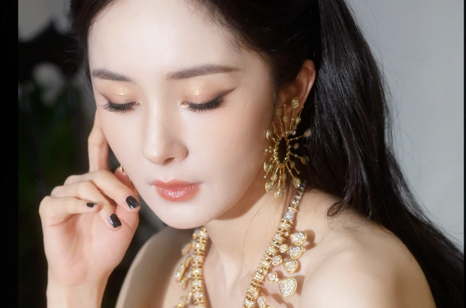 Dương Mịch thể hiện phong thái bản lĩnh, chín chắn hơn