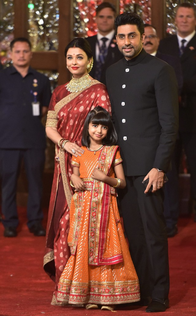 Gia đình Aishwarya Rai - Abhishek Bachchan