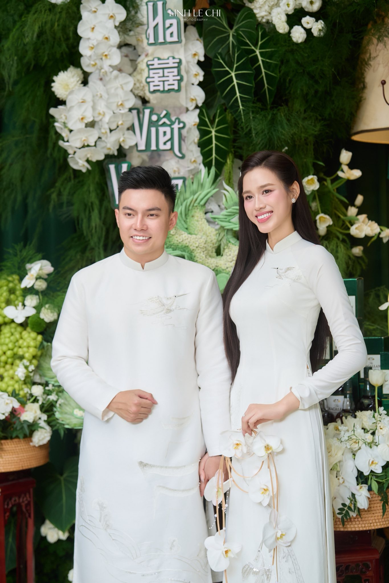 Đỗ Thị Hà bên chú rể trong ngày lễ trọng đại
