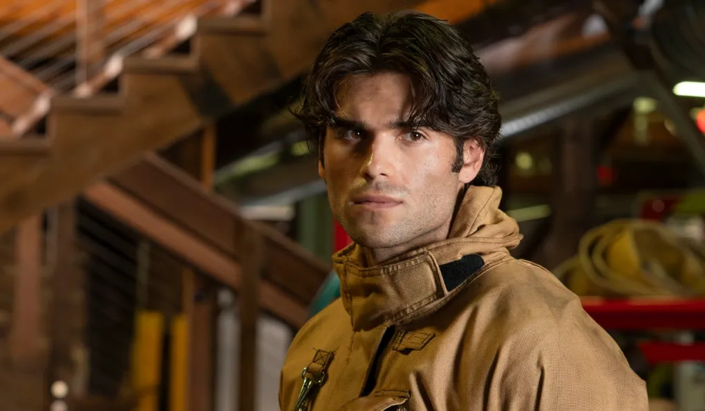 Hunter McVey sốc trước sự ra đi của Isabelle Tate Hunter McVey sốc trước sự ra đi của Isabelle Tate