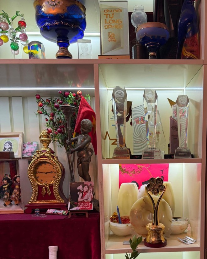 Kỷ vật nghệ thuật được trưng bày bài trí đẹp mắt