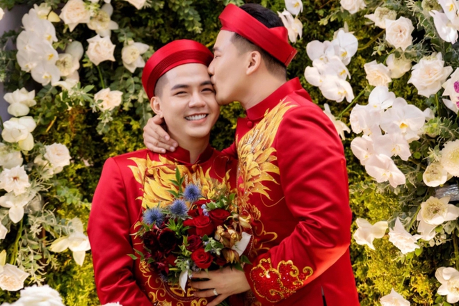 Lễ đính hôn của Hà Trí Quang và Thanh Đoàn