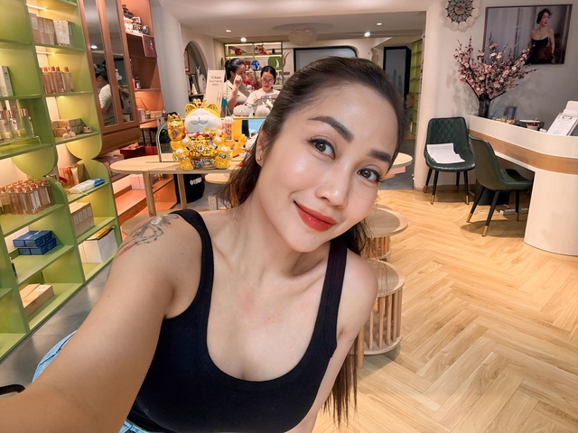 Ốc Thanh Vân tập trung kinh doanh và đi diễn trở lại sau khi về Việt Nam sinh sống