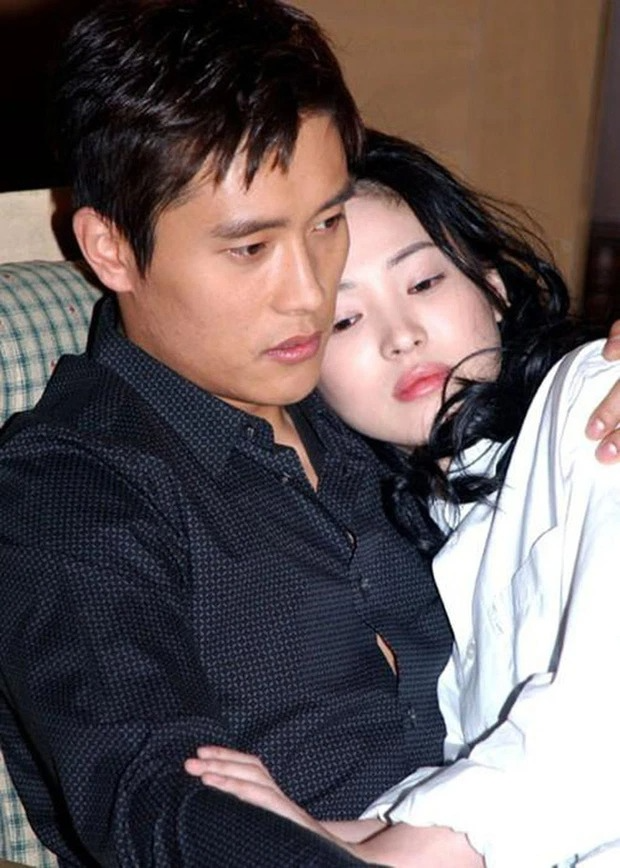 Sự khác biệt giữa Song Hye Kyo và Lee Byung Hun