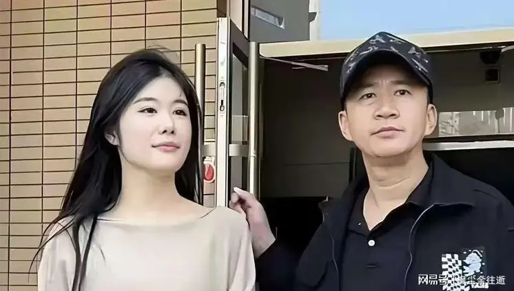 Vợ chồng Lý Gia Minh