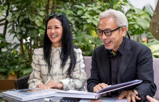 Người đàn ông khiến Thanh Lam, Hồng Nhung bị hớp hồn, phải thốt lên 'đẹp trai lắm'- Ảnh 2. Nhiếp ảnh gia Dương Minh Long trong một sự kiện