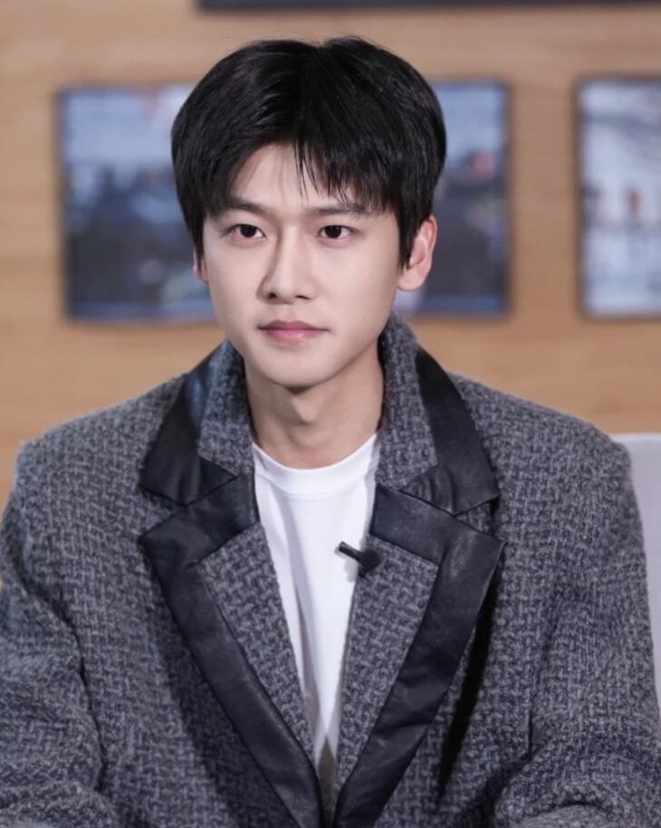 Từ Phương Châu - nam diễn viên trẻ mới nổi Chân dung Từ Phương Châu