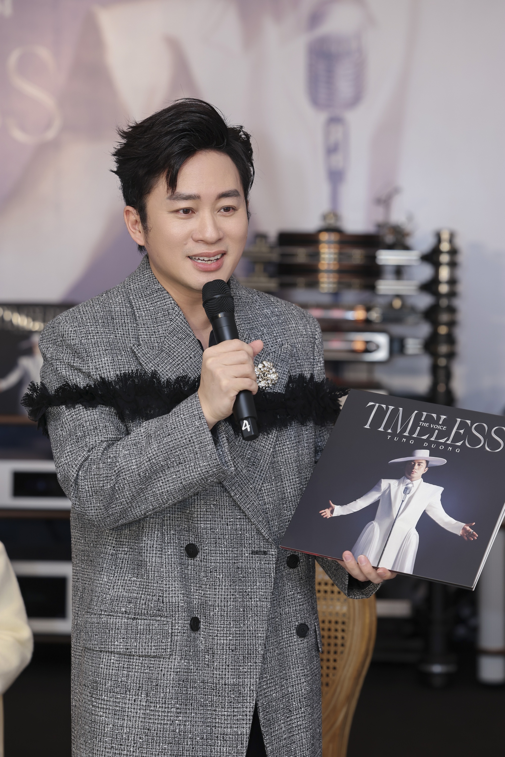 Ảnh nhạc sĩ Hồng Kiên