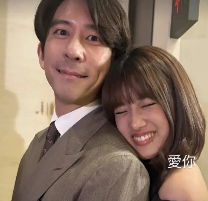 Tu Kiệt Khải trong đám cưới bạn bè