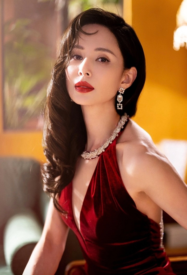 Ngỡ ngàng với sắc vóc ở tuổi 59 của 'Tiểu Long Nữ đẹp nhất màn ảnh'- Ảnh 11. Quan điểm sống bình thản của Lý Nhược Đồng