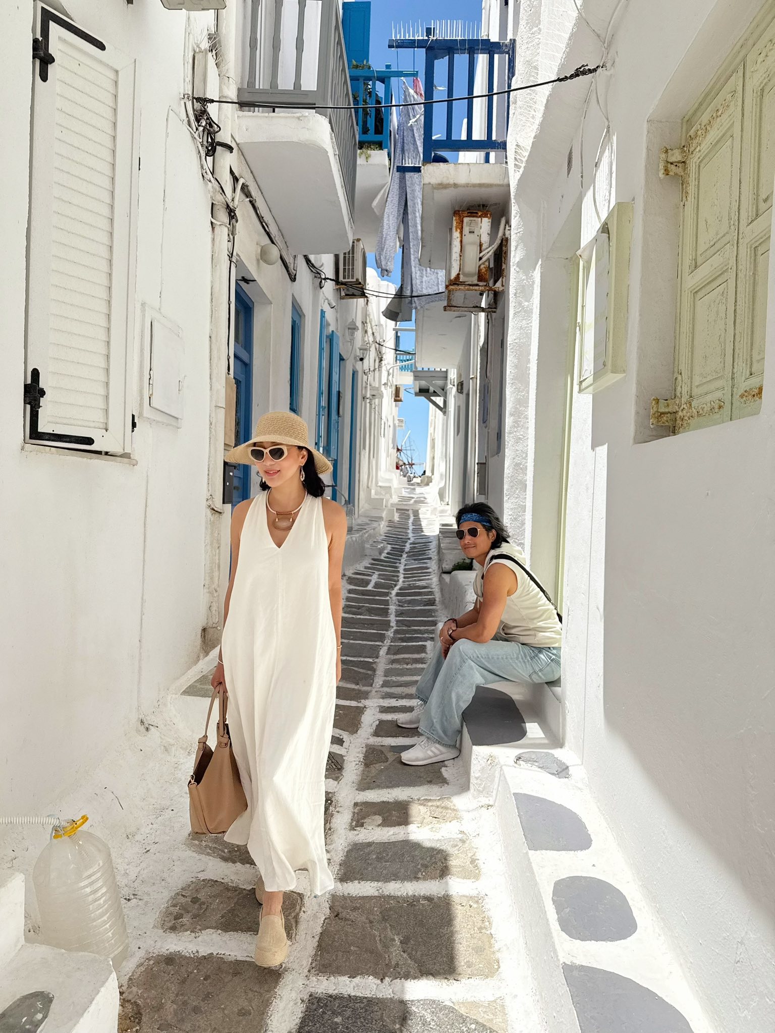 Nữ MC tận hưởng du lịch cùng chồng cũ.