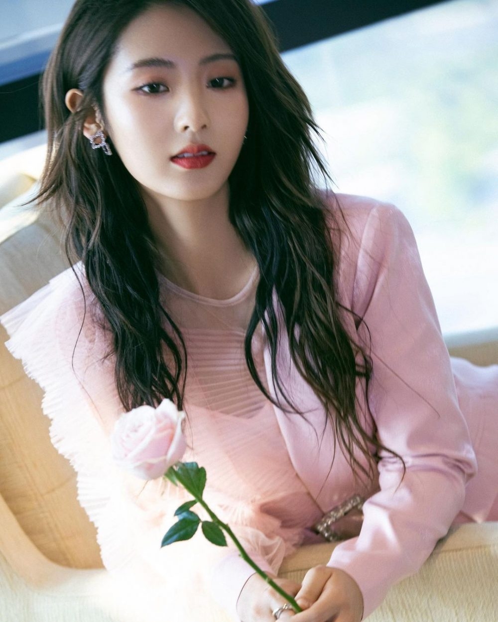 Hình Phi sở hữu gương mặt xinh đẹp, diễn xuất tốt Ảnh chân dung Hình Phi