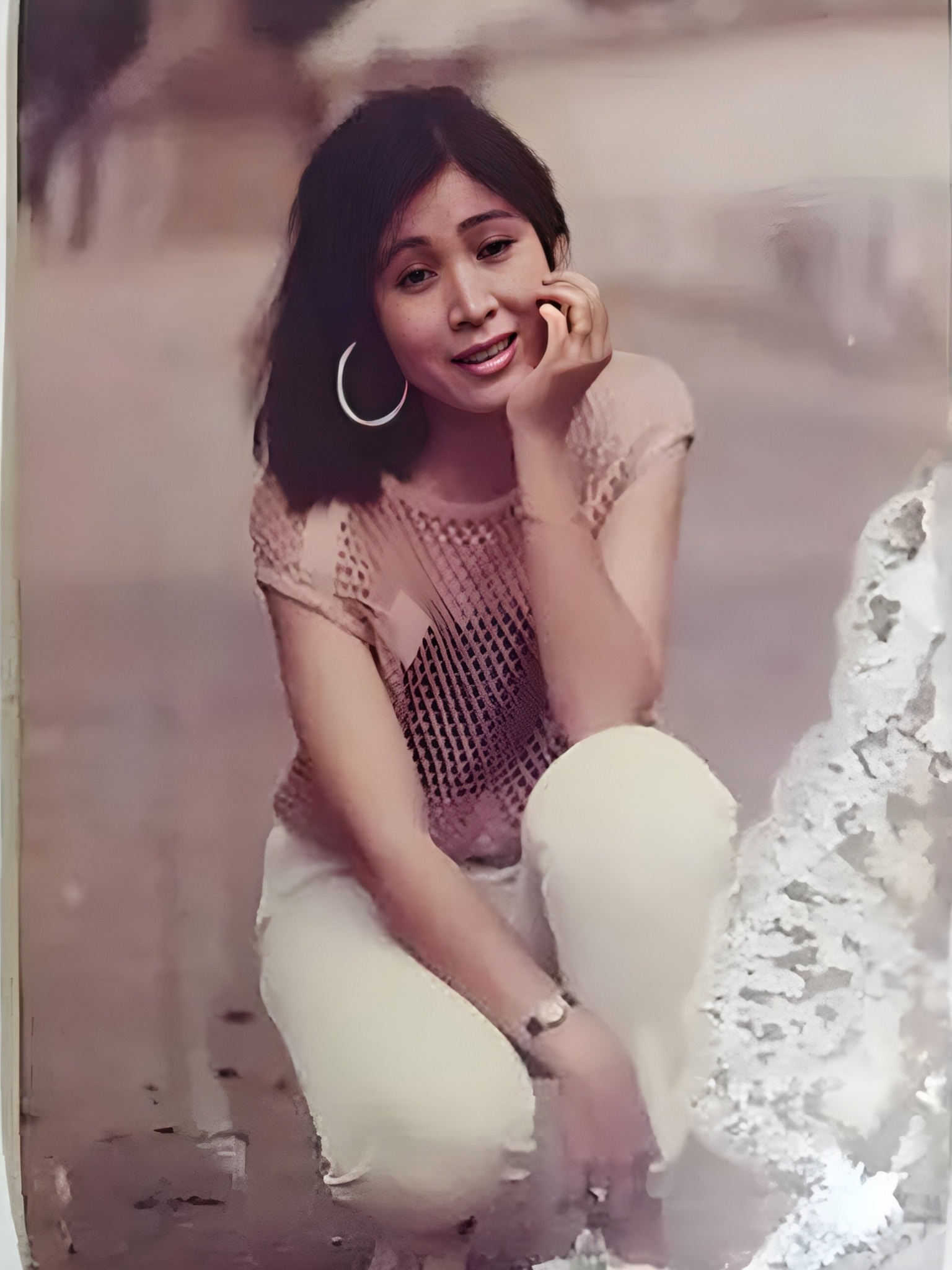 Ảnh NSND Hồng Vân thời trẻ