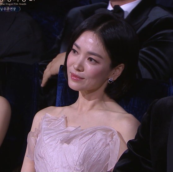 Son Ye Jin chiến thắng thuyết phục tại Rồng Xanh 2025