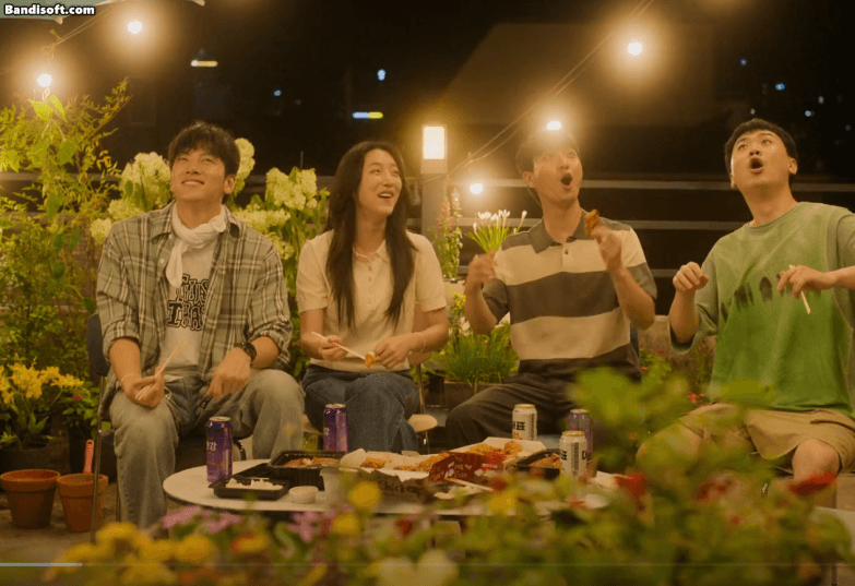 Vào xem phim 18+ Hàn Quốc đang hot này khẩn trương: Nữ chính đẹp khó tin, ai bỏ lỡ thì thiệt ráng chịu- Ảnh 2. Cuộc sống bình thường của Park Tae Jung trước biến cố