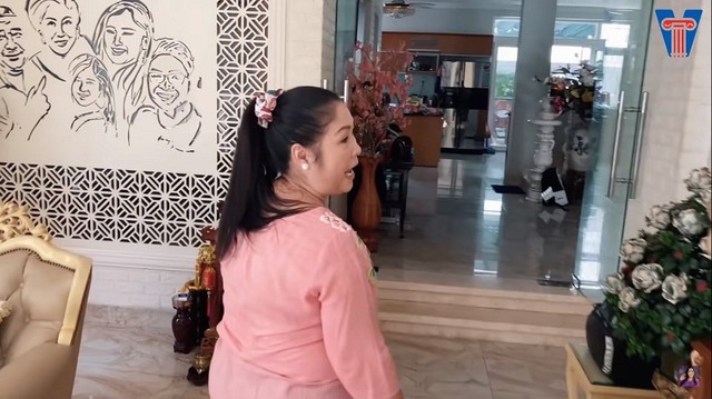 Nơi dưỡng già của NSND Hồng Vân - Ảnh 7. Phòng khách rộng rãi trong biệt thự