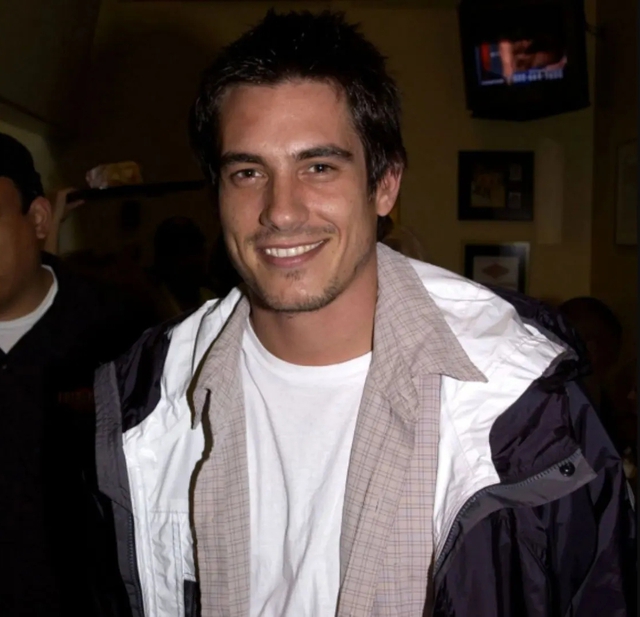 Nam diễn viên B. đột tử tại nhà riêng- Ảnh 2. Công chúng gửi lời chia buồn đến gia đình cố nghệ sĩ