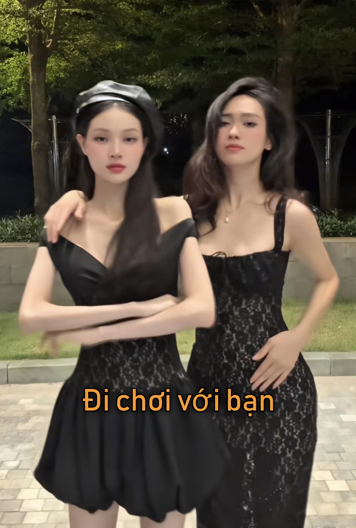 Á hậu Vũ Thúy Quỳnh trong chiếc váy đen