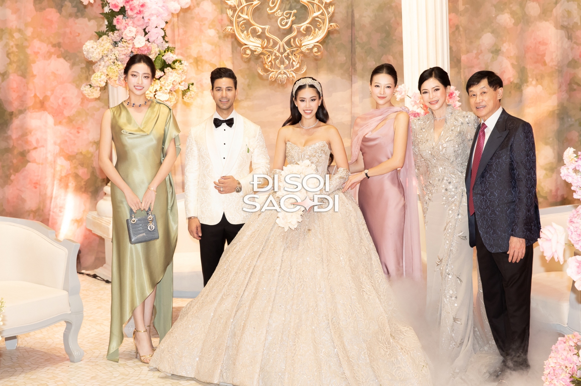 Hoa hậu Lương Thuỳ Linh, Phương Khánh và các khách mời liên tục đổ bộ đám cưới Tiên Nguyễn Linh Rin tại đám cưới Tiên Nguyễn