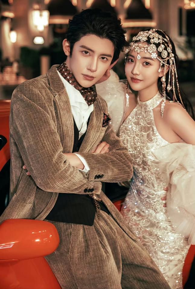 Cặp đôi nổi tiếng Chu Nhất Vị và Bạch Hân Di