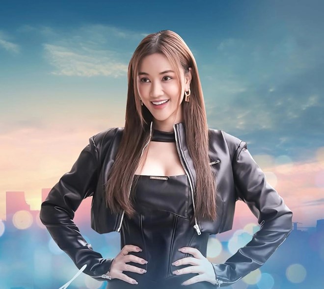 Maya trải qua biến cố cá nhân