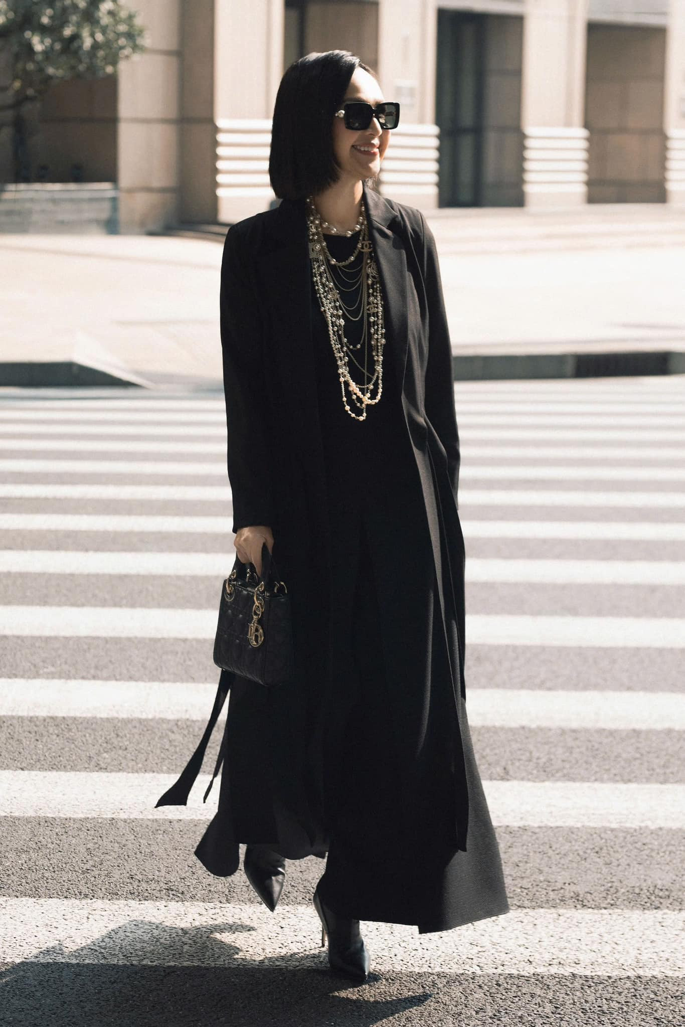 Mỹ nhân U70 với ngoại hình thu hút, kiêu sa